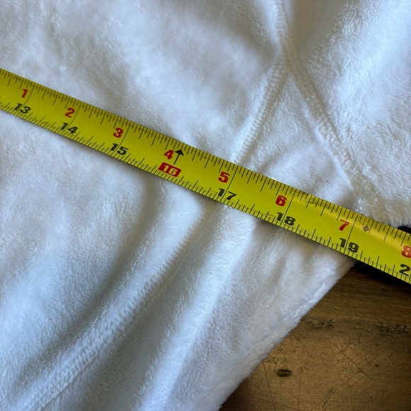 Obermeyer Furry Fleece White 1/4 Zip Pullover Sweater Womens M Winter Warm Skii - Picture 6 of 9